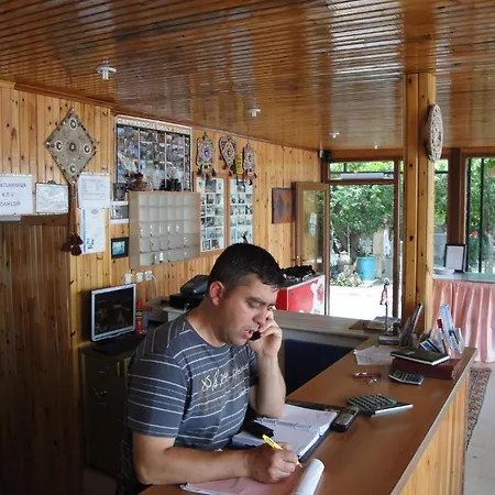 Erciyes Stone 乌奇希萨尔